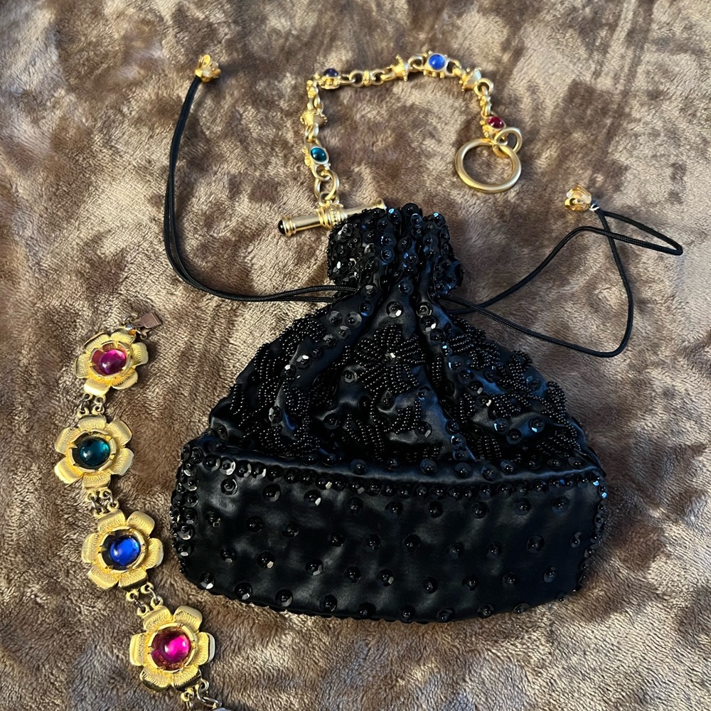 One vintage brazalets and bag